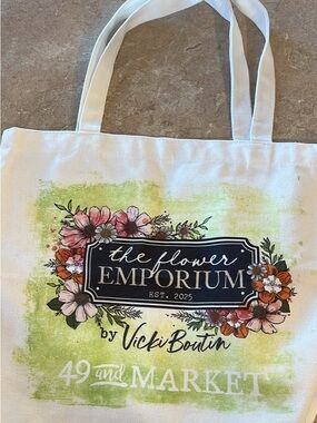 The Flower Emporium by Vicki Boutin and 49&Market - Tote Bag in Cream